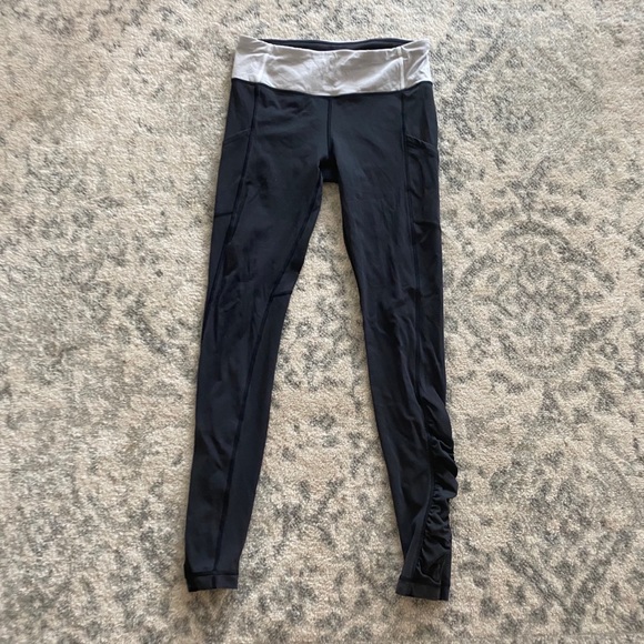 lululemon athletica Pants - Lululemon Leggings